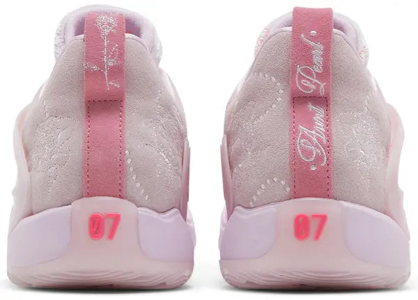 Nike KD 15 NRG 'Aunt Pearl'