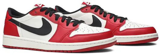 Air Jordan 1 Retro Low OG 'Chicago' 2025